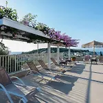 Hotel Hill Lofos
