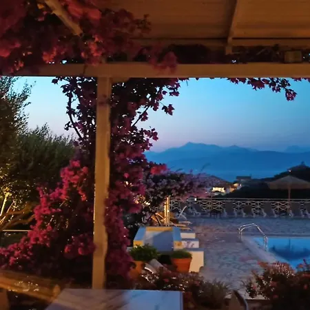 Hill Lofos Hotel