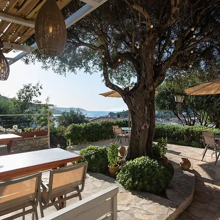 Hill Lofos 2* كاسيوبي